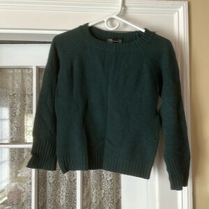 Zara green crew neck sweater.  Size Large.